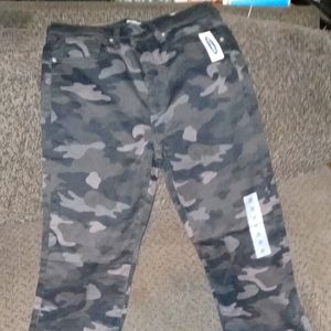 Old Navy camouflage jeans